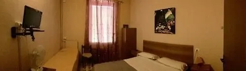 B&B La Maison 0*, Napoli